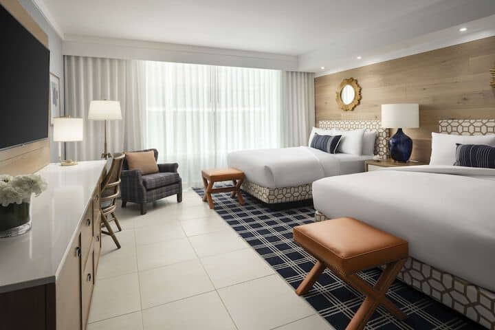 Room 20 of 193