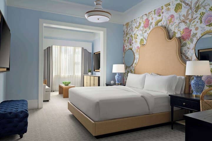 Room 29 of 193