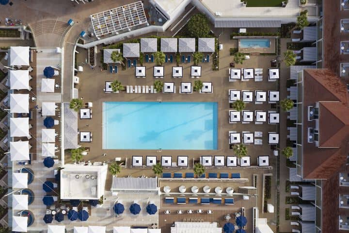 Pool 109 of 193