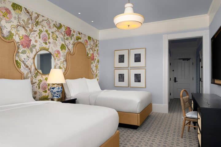 Room 46 of 193