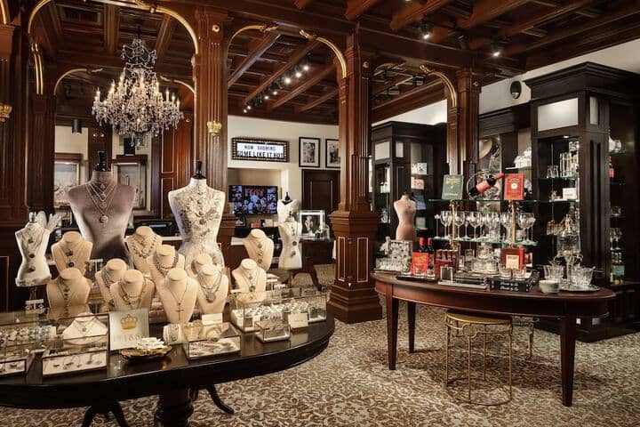Gift Shop 127 of 193